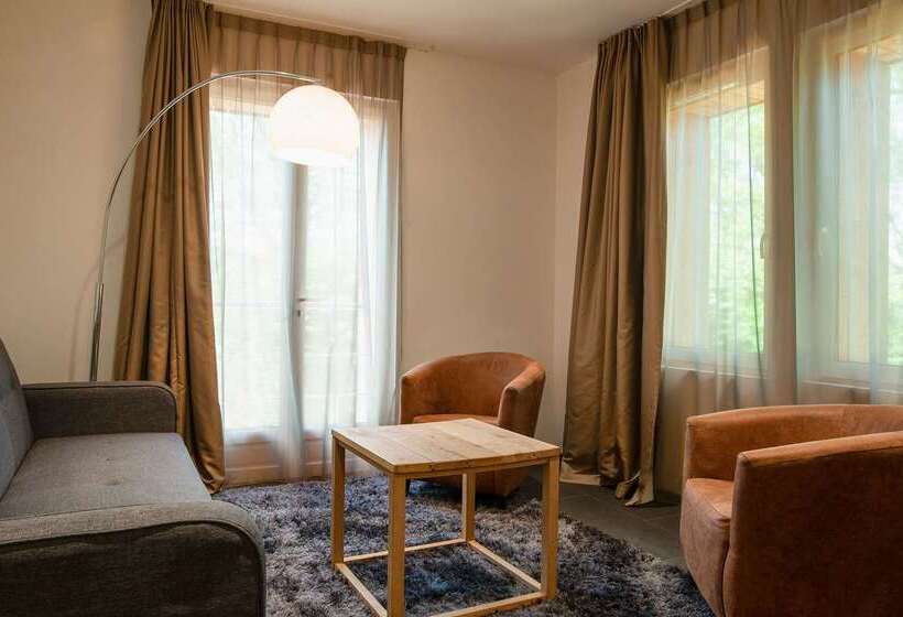 ホテル The Originals Hôtel Le Cise Restaurant Chambres Et Suites