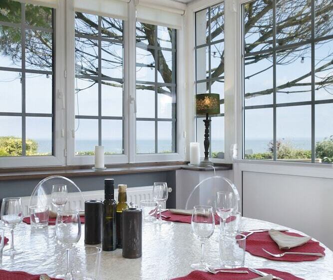 ホテル The Originals Hôtel Le Cise Restaurant Chambres Et Suites