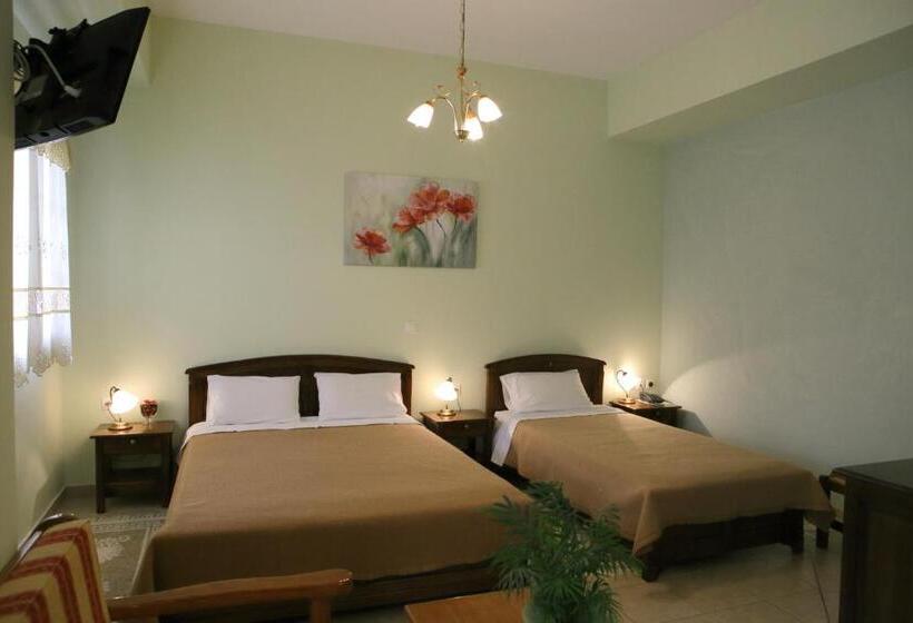 בית מלון כפרי Mani