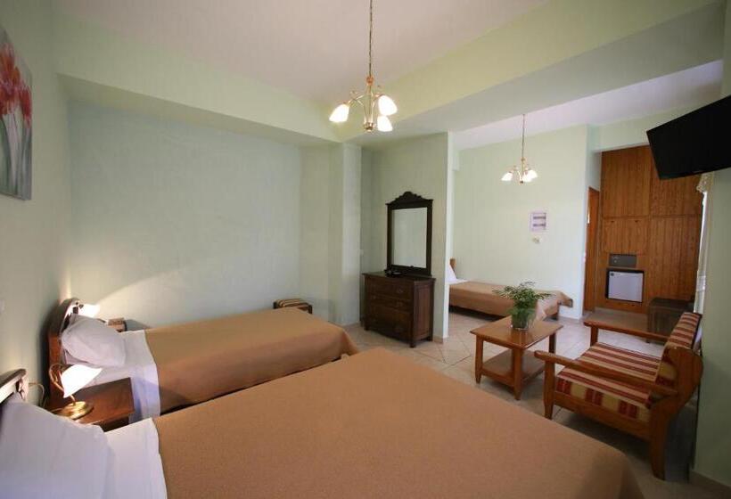 בית מלון כפרי Mani