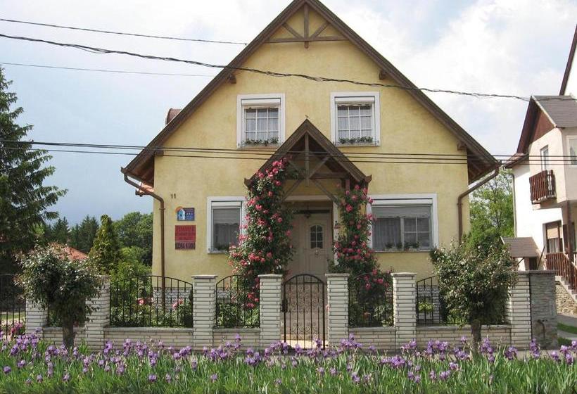 هتل Mika Vendégház