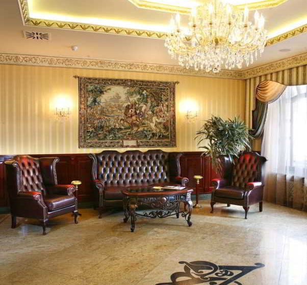 هتل Old Continent