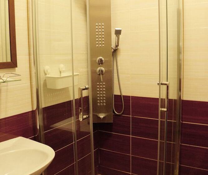 בית מלון כפרי Praga