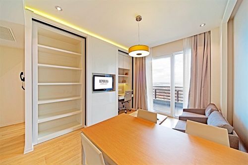 Republika Academic Aparts Büyükcekmece