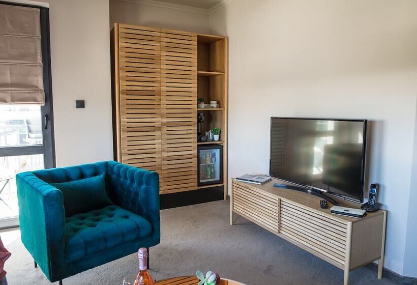 호텔 Reverence Boutique