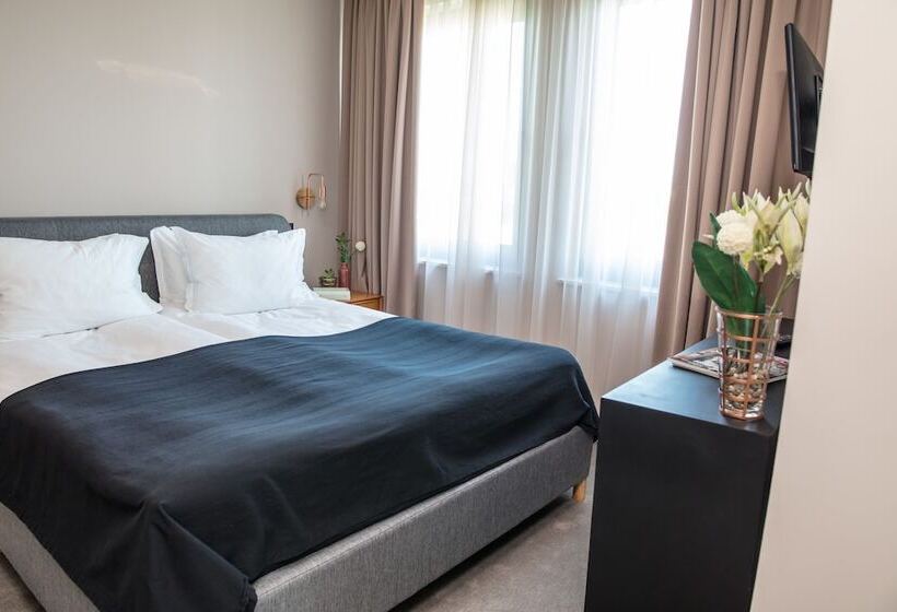 호텔 Reverence Boutique