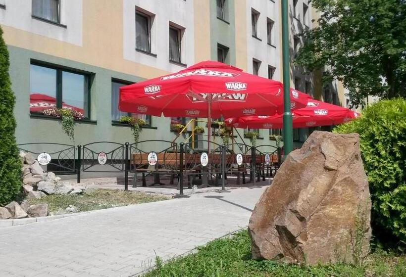 בית מלון כפרי Rok