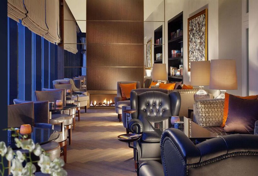 Royal Savoy Hotel & Spa