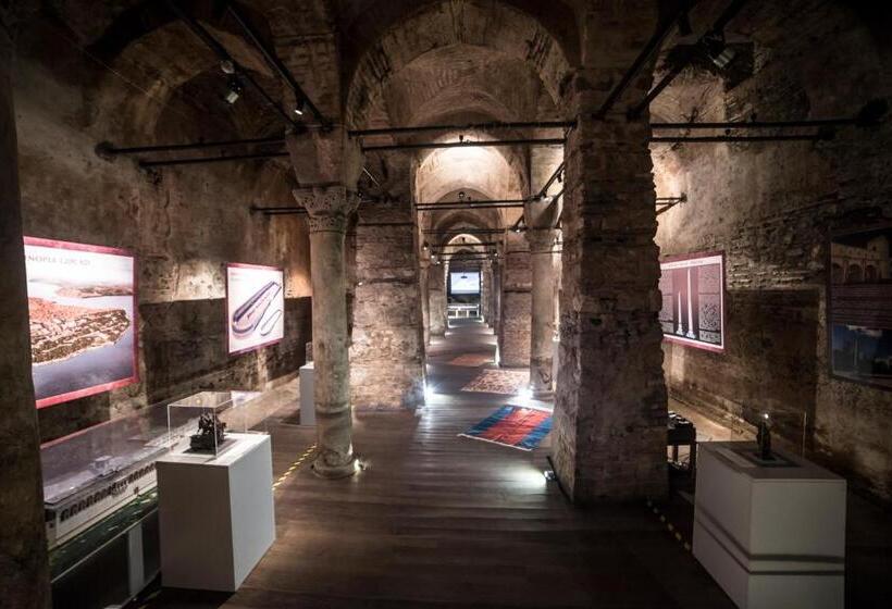 Sarnic Hotel & Sarnic Premier