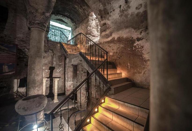 Sarnic Hotel & Sarnic Premier