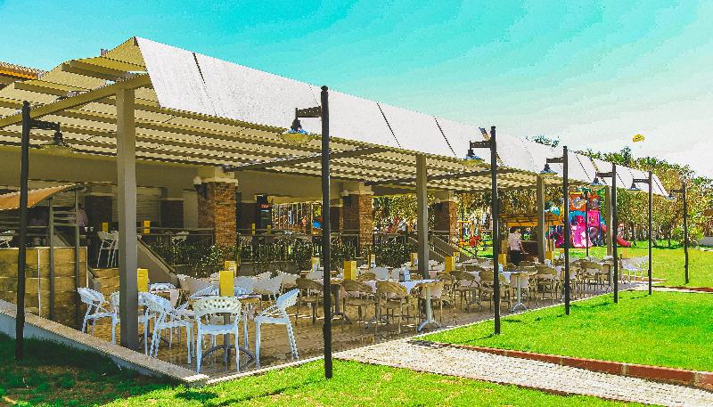 בית מלון כפרי Soho Beach Club  All Inclusive