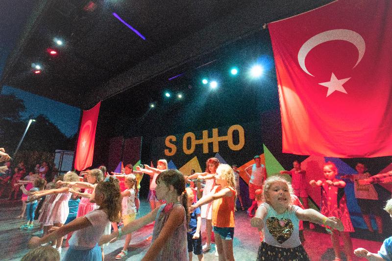 בית מלון כפרי Soho Beach Club  All Inclusive