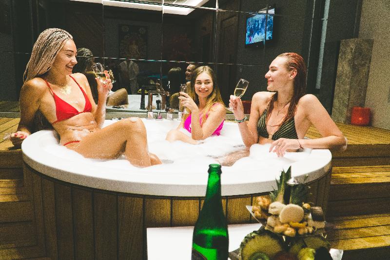 בית מלון כפרי Soho Beach Club  All Inclusive