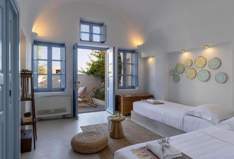 هتل Spitia Santorini Villa Collection