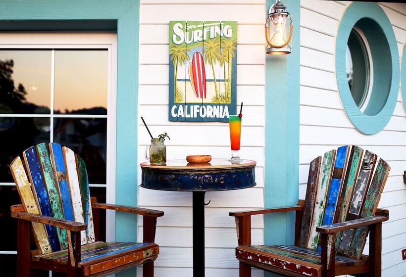 The Pinehill Hotel & Suites