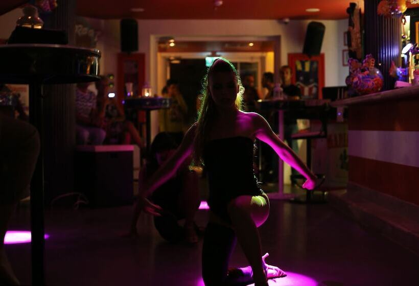 The Pinehill Hotel & Suites