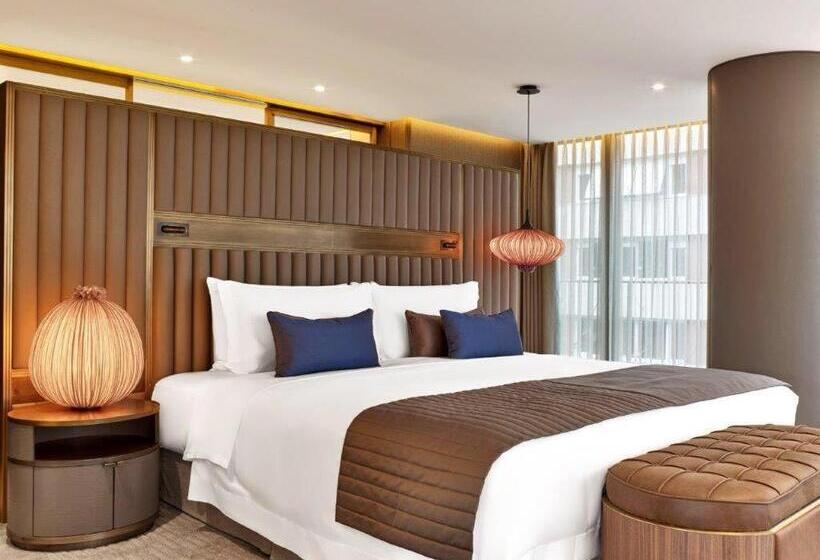 ホテル The St. Regis Istanbul