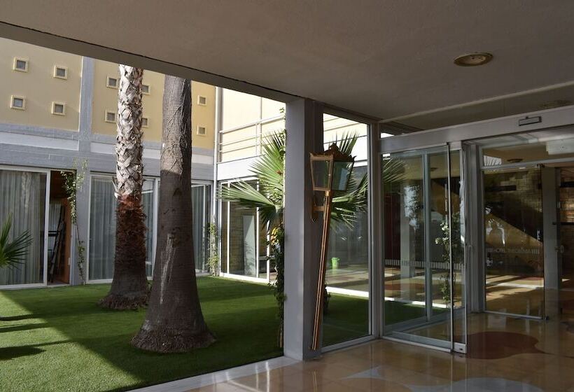 Отель Theoxenia