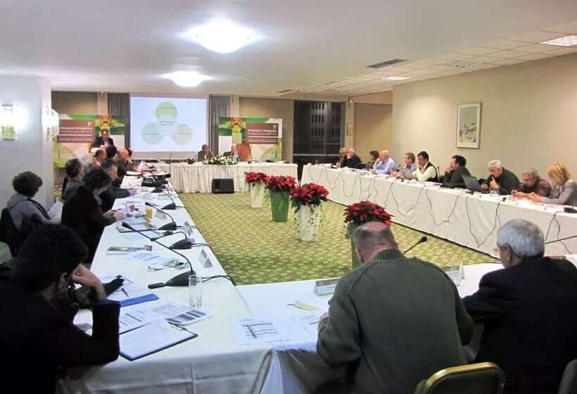 Отель Theoxenia