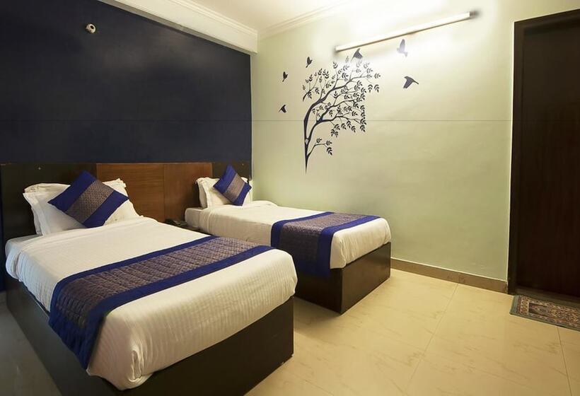 فندق The Tourist 1 Min From New Delhi Railway Station