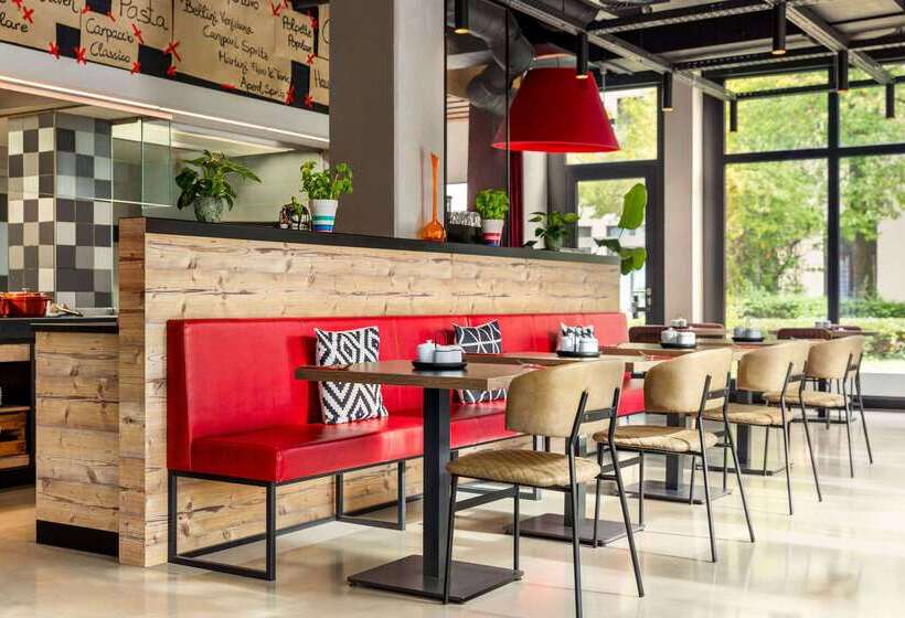 ホテル Vienna House Easy By Wyndham  München