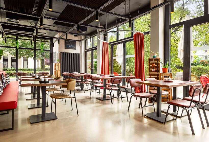 ホテル Vienna House Easy By Wyndham  München