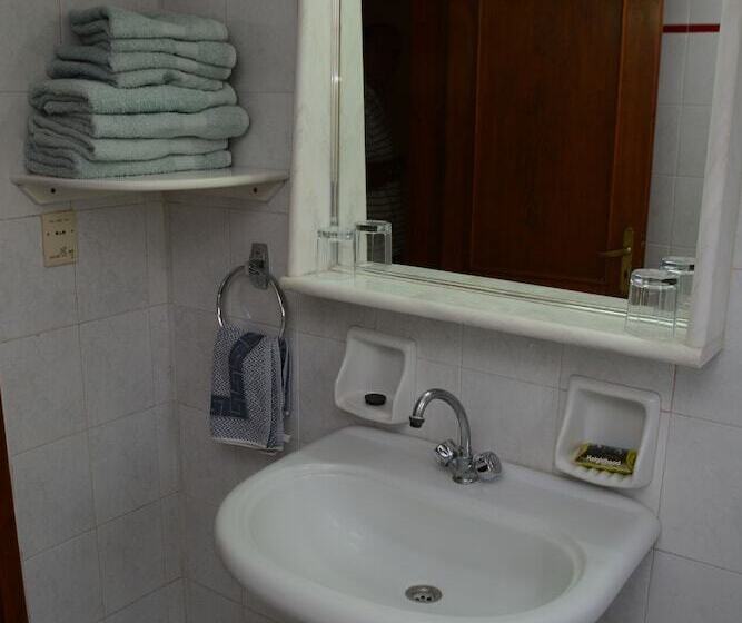 Niki Hotel Apartments