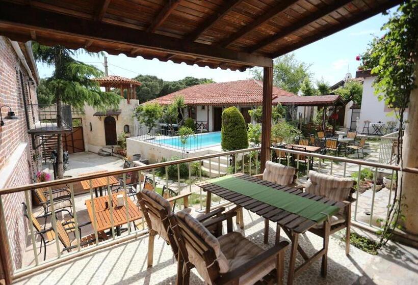 פנסיון Akropolis Guest House