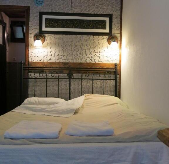 بنسيون Akropolis Guest House