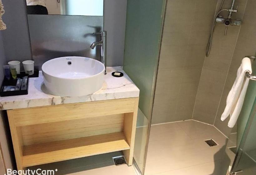 Motel Shanghai Hongjing Road