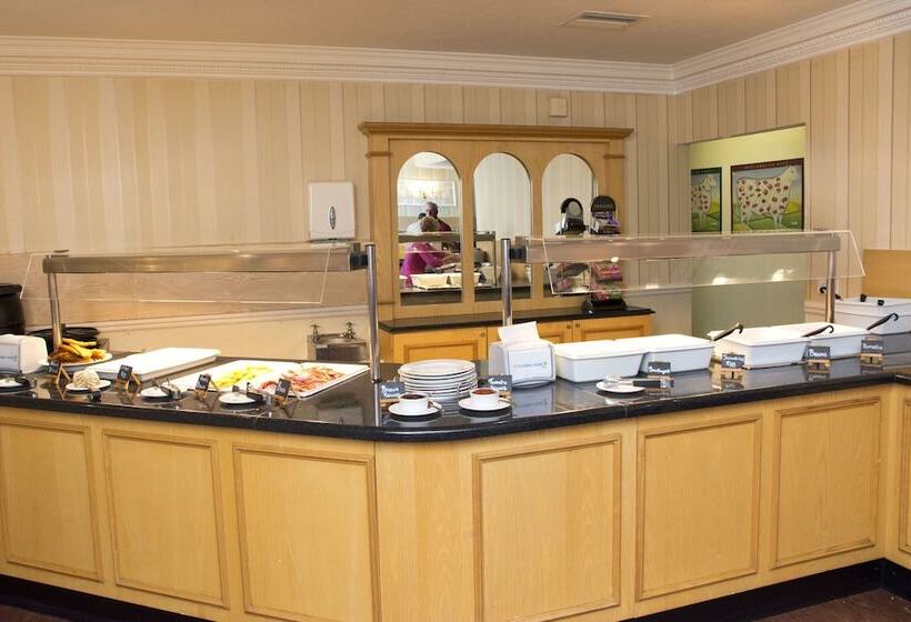 Tlh Carlton Hotel And Spa   Tlh Leisure And Entertainment Resort