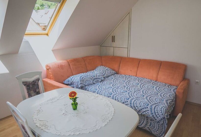 Apartment Amak With Free Onsite Parking