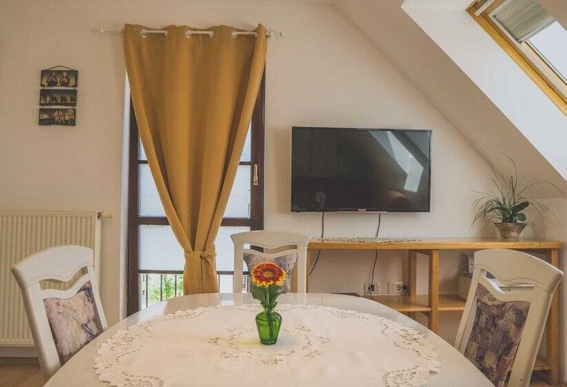 Apartment Amak With Free Onsite Parking