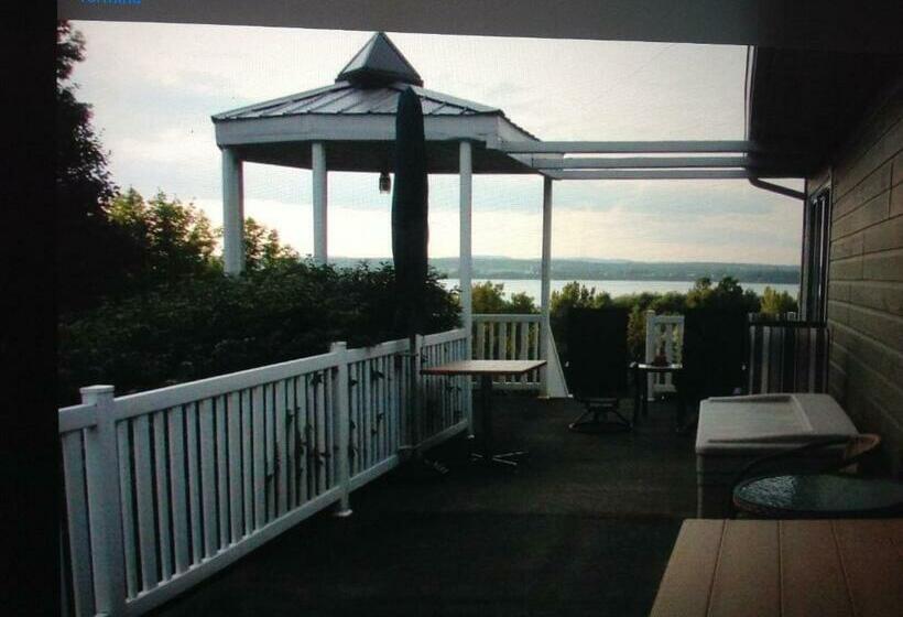 Bed and Breakfast Les Saisons Du Fleuve