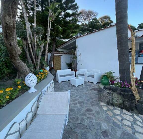 مبيت وإفطار Relais Villa Ettore