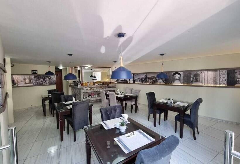 Отель Adriana Monet Collection