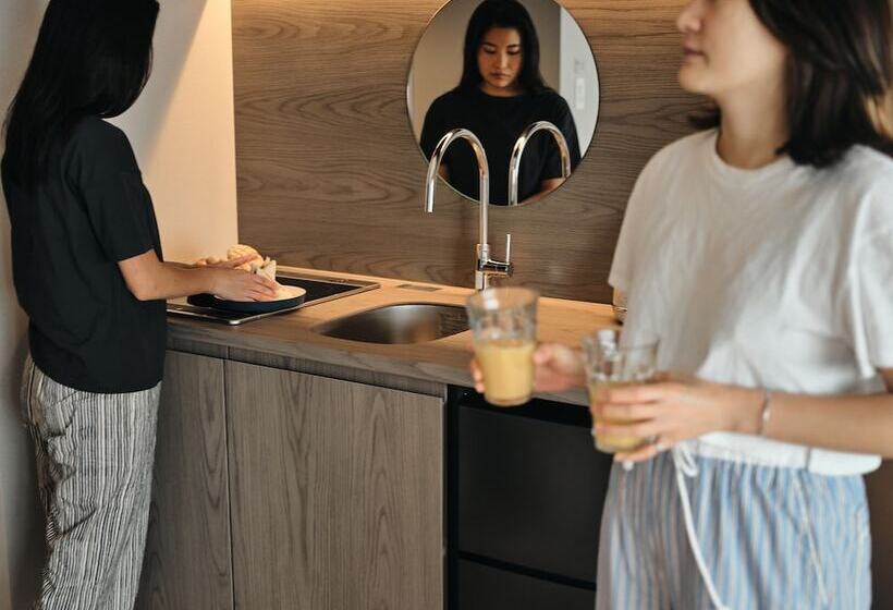 Отель Fav Hiroshima Stadium