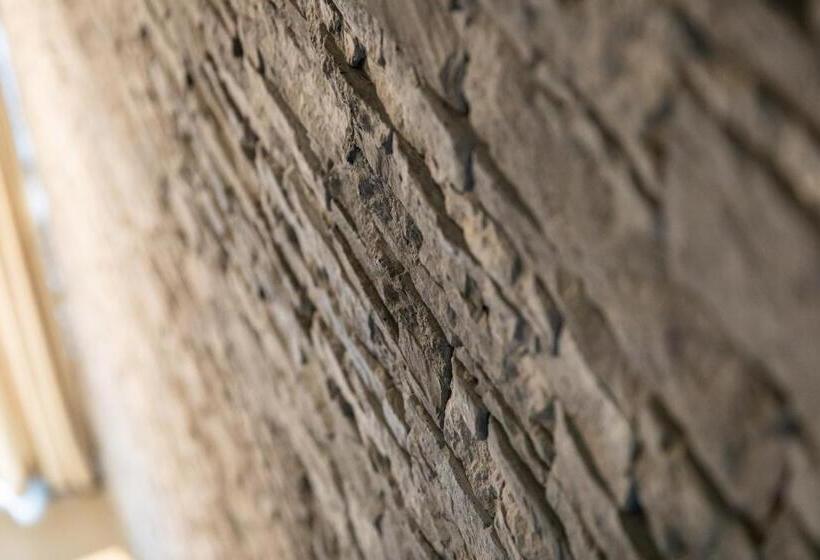 酒店 La Grenouille   Suite De Luxe & Welness Privatif