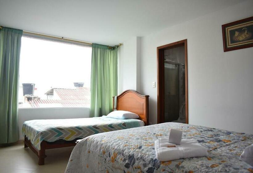 Отель La Puerta Rota