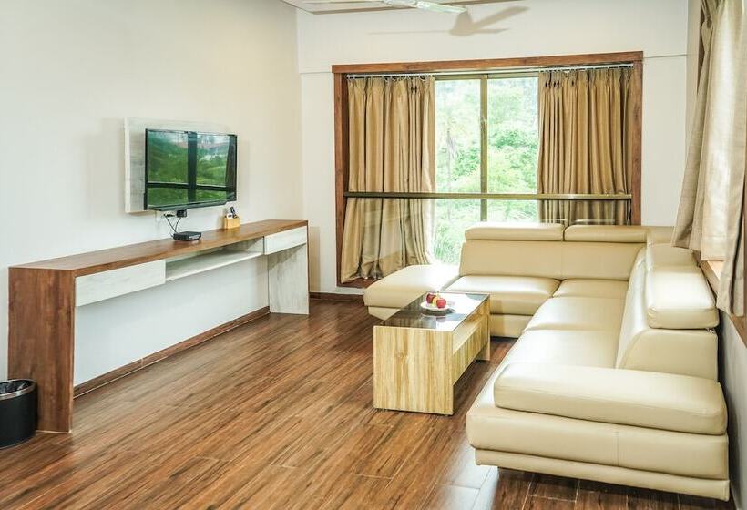 ホテル Nest Beacon Resort Daman