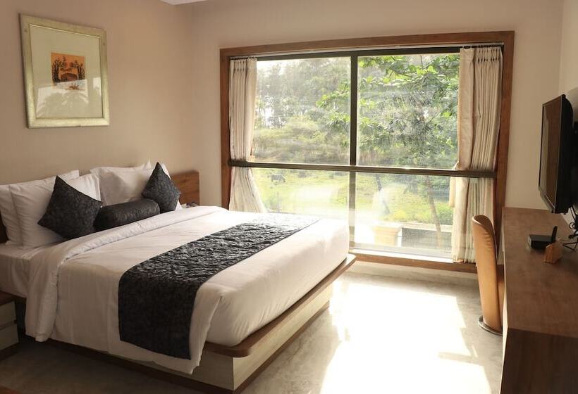 ホテル Nest Beacon Resort Daman