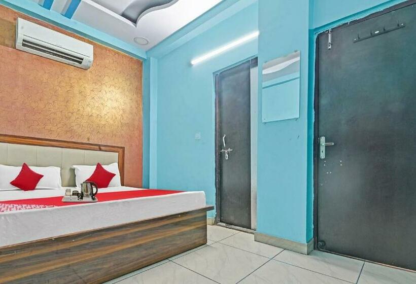 ホテル Oyo 89631 Shiv Nath