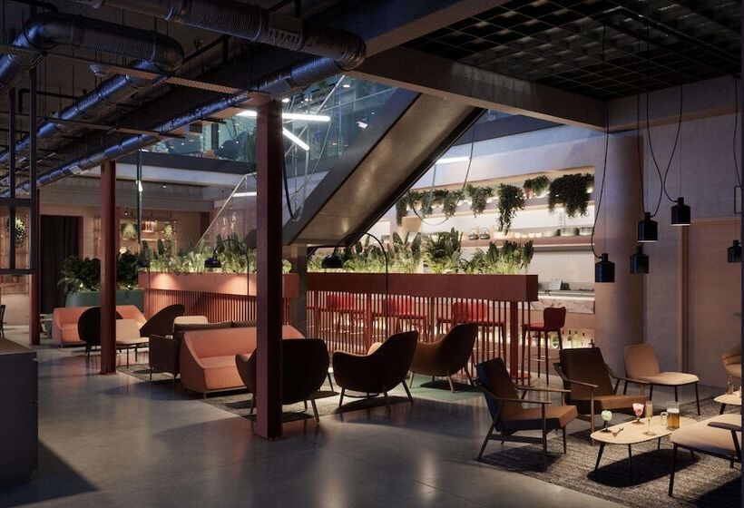 Отель The Social Hub Madrid