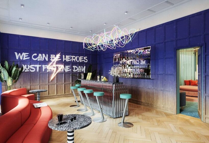 בית מלון כפרי The Social Hub Madrid 4 Star