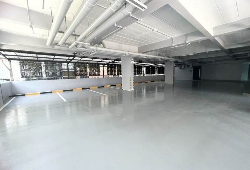 Отель The Vita Plus