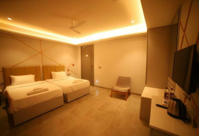 فندق Waltair Abode