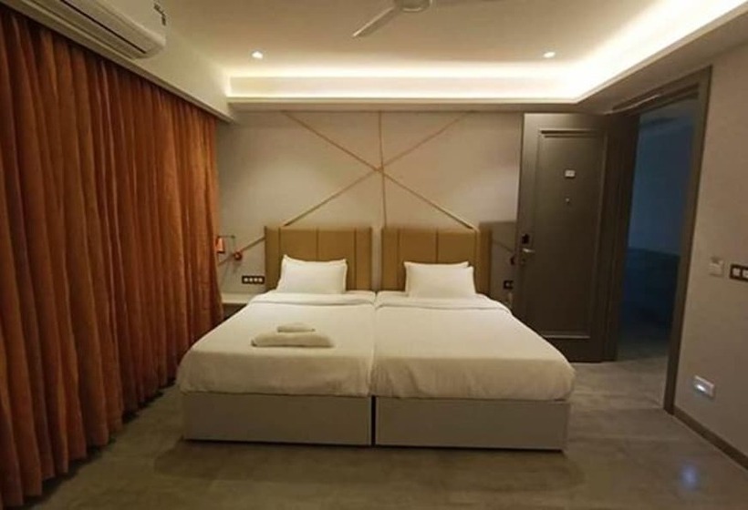 فندق Waltair Abode