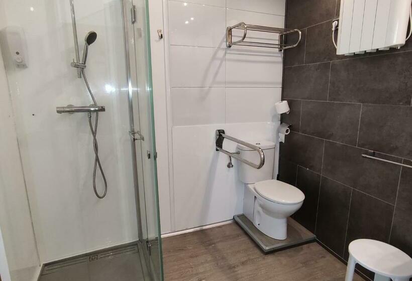 ペンション Alojadonosti City Center