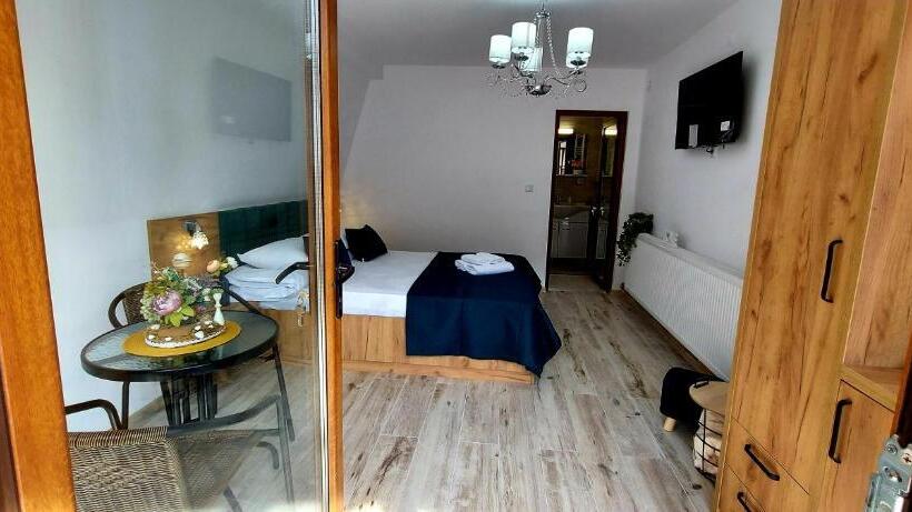 بنسيون Casa De Vacanta Estera Rucar