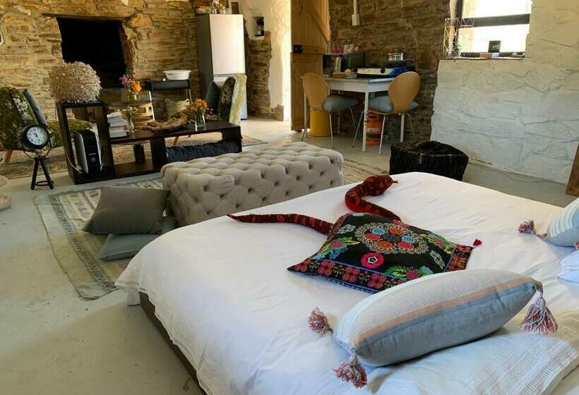 بنسيون Iziba Principality